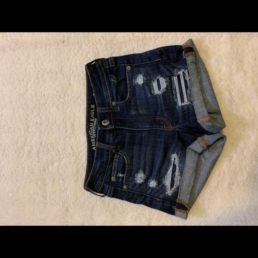 Size 2 American eagle shorts